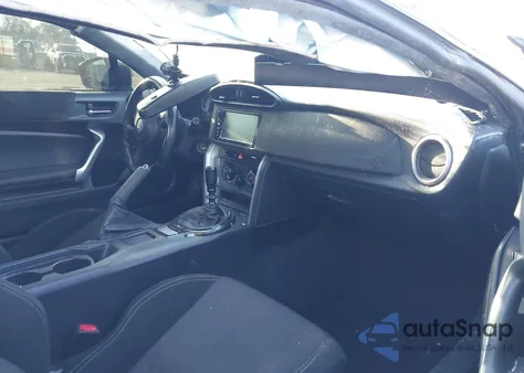 2018 Toyota 86 from USA, damaged, VIN JF1ZNAA14J9701035